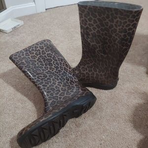 Rainboots